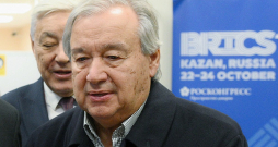 BRICS samita norises vietā Kazaņā trešdien ieradās arī ANO ģenerālsekretārs Antoniu Gutērrešs. ANO ģenerālsekretāra došanos uz Krieviju nosodījusi Ukraina, kas uzskata, ka ar šo soli viņš "grauj ANO reputāciju".