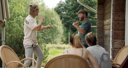 Kadrs no Laurīna Bareišas filmas "Sausi slīkstot".