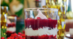 Rupjmaizes kārtojums ar svaigo sieru. Rupjmaizes kārtojums ar svaigo sieru.