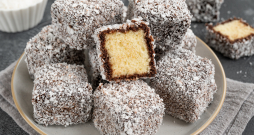 Lamingtons.
