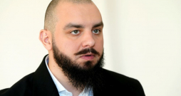 Ukrainas speciālo uzdevumu brigādes "Azov" seržants, filozofijas doktors Valentīns Dzjubenko.