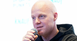 Mārtiņš Rubenis dzīvo saskaņā ar "Faluņgun" mācības principiem.