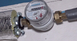 Mehāniskais ūdens filtrs tiek uzstādīts ēkā pirms patērētā ūdens uzskaites mēraparāta un nodrošina iespējamu mehānisku piemaisījumu un citu gružu atdalīšanu no dzeramā ūdens. 