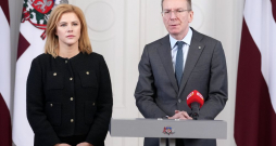 Valsts prezidents Edgars Rinkēvičs un Ministru prezidente Evika Siliņa.