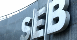 "SEB bankas" galvenā ēka Valdlaučos.