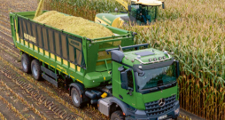 'Krone GX 520 AgriLiner' piekabe.