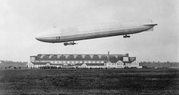 Vācu militārais cepelīns 1915. gadā.