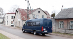 “Tukšo reisu” dēļ vairākiem iedzīvotājiem atņemta iespēja nokļūt darba vietā. 