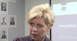 Izglītības un zinātnes ministre Anda Čakša.