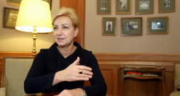 Elita Kuzma: "ASV 2026. gadā svinēs 250 gadu jubileju. Man šķiet, ka būtu brīnišķīgi, ja Latvija savam stratēģiskajam sabiedrotajam varētu uzdāvināt kādu kultūras priekšnesumu kā simbolisku pateicību."