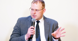 Latvijas Ārpolitikas institūta direktors Kārlis Bukovskis piedalās Eiropas Parlamenta vēlēšanu rezultātu sagaidīšanas pasākumā Eiropas Savienības mājā.