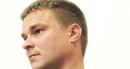 Valērijs Lazarevs tiesas sēdē.