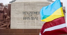 Informāciju par akciju "Kopā līdz uzvarai!" un vairāk nekā 50 plānotajiem pasākumiem un iniciatīvām, kas norisinās februārī visā Latvijā Ukrainas tautas atbalstam, var skatīt vietnē "kopalidzuzvarai.lv".