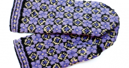 Violetie cimdi.