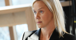 Eva Sietiņsone.