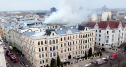 Ugunsnelaime Vīlandes ielā Rīgā. 