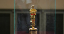 Režisora Ginta Zilbaloža animācijas filmai "Straume" piešķirtā ASV Kinoakadēmijas balva "Oskars".