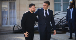 Volodimirs Zelenskis. un Emanuels Makrons.