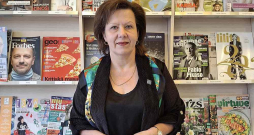 Bauskas Centrālās bibliotēkas direktore Māra Kuļikauska.