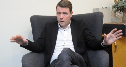 Latvijas Kokrūpniecības federācijas viceprezidents Kristaps Klauss: "Ja tiešām jaunie investori ražos augstas pievienotās vērtības produktus, tad tiem nevajadzētu baidīties no godīgas konkurences."