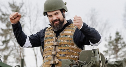 Uz Stokholmu Kaspars Daugaviņš ar bruņumašīnu gan nedosies, taču komandas biedrus ir gatavs vest pretim ceturtdaļfinālam.