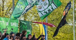 "Mettas" klubs izceļas uz Latvijas futbola kartes – uzticamākie līdzjutēji, lielākā akadēmija, emocionālākā vadība. Futbolā Ģirts Mihelsons un Andris Riherts ir par 110 procentiem. Tas palīdz izdarīt lielas lietas, bet nekļūdās tikai tas, kurš neko nedara. Viens klupiens bija lēmums atstāt aiz stadiona Latvijas lielākā sporta portāla "Sportacentrs.com" pārstāvjus.