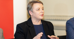 "Mežotnes pili vēlamies izveidot par Rundāles pils muzeja filiāli," saka Rundāles pils muzeja direktore Laura Lūse.