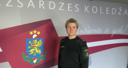 Daiga Kupcāne: "Uz robežas atalgojums ir kļuvis pat ļoti konkurētspējīgs, jo ir arī dažādas citādas piemaksas. Arī kāpjot pa karjeras kāpnēm, atalgojums ar armiju sāk izlīdzināties."