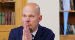 Centrālās vēlēšanu komisijas Sabiedrisko attiecību vadītājs Andrejs Vaivars.