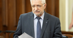 Vislielāko pensiju saņem deputāts Jānis Vucāns (ZZS).
