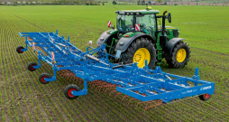 'Lemken Thulit' ecēšas.