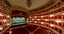 "La Scala".