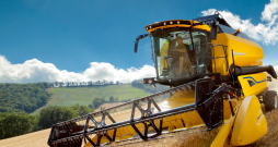 'New Holland CX' kombains.