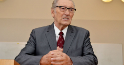 Uldis Krastiņš.