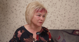 Samantas Tīnas mamma Ināra.