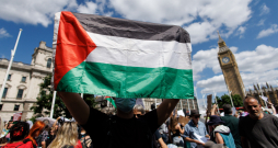 Policija sestdien aizturēja 532 cilvēkus, no kuriem 522 tika aizturēti par atbalsta paušanu "Palestine Action". 