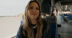 Māra Upmane-Holšteine.