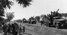PSRS armija ASV automašīnās 1944. gadā.