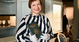 Latvijas Nacionālā rakstniecības un mūzikas muzeja direktore Iveta Ruskule sola, ka jaunajā ekspozīcijā izgaismosies radošuma cilvēciskie aspekti.