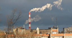 Ar oglekļa emisiju kvotu tirdzniecības sistēmu Eiropas Savienība cenšas mazināt atkarību no importa gāzes un naftas, attīstīt bezemisiju tehnoloģijas un bremzēt klimata izmaiņas.