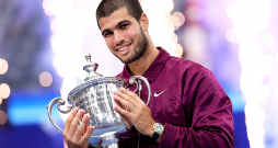 Karloss Alkarass otro reizi izcīnījis ASV atklātā tenisa čempionāta galveno balvu, bet kopā viņam nu jau seši "Grand Slam" turnīru uzvarētāja tituli.