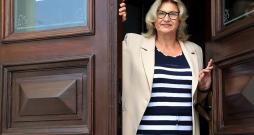 Rīgas apgabaltiesas civillietu tiesas kolēģijas tiesnese Ilze Celmiņa uzskata, ka viens no Stambulas konvencijas efektiem ir tas, ka policija var rīkoties daudz ātrāk, lai nošķirtu varmāku no cilvēkiem, kurus viņš apdraud.