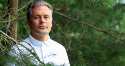 Arnis Muižnieks: "Runājot par dabas aizsardzību, nevar teikt, ka tas skar tikai nelielu daļu meža īpašnieku. Ikviens cilvēks valstij ir svarīgs, un nodarīt tam pāri – tas nav prāta darbs."