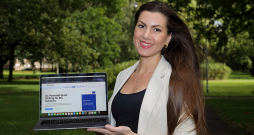 "Salīdzinot ar kaimiņvalstīm, piemēram, Igauniju, Latvijā ir ļoti maz uzņēmumu, kuri ir tikuši pie "EIC Accelerator" grantiem, tāpēc vēlamies atvieglot procesu šā finansējuma iegūšanai, jo Latvijā ir milzīgs potenciāls zinātņu ietilpīgo projektu attīstībai," saka platformas "Grant Mapper" idejas autore un izstrādātāja Ieva Sibilla Strupule.
