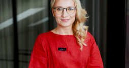 Anna Andersone savu ceļu tehnoloģiju pasaulē sāka jau tad, kad daudziem šī joma
vēl bija kas jauns un neatklāts.