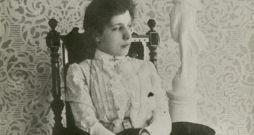 Pirmā latviešu izcelsmes zobārste Late Veibele (Šarlote Jakovļeva).