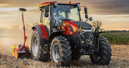 'Caase IH Farmall'