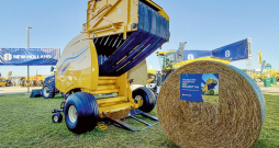 'New Holland Roll-Belt 561'prese.