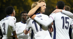 2026.gada Pasaules kausa kvalifikācijas spēle futbolā starp Latvijas un Anglijas valstsvienībām Daugavas stadionā.