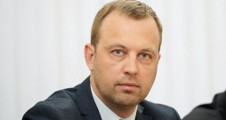 Artūrs Graudiņš, Latvijas Zemnieku savienības ģenerālsekretārs.